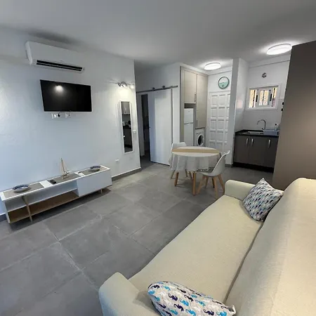 Ocean In Your Hands Apartment Los Cristianos (Tenerife)